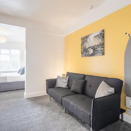 Private Room 5 With Kitchenette By Cb Stays No Minimum Stays Cambridge Exterior foto