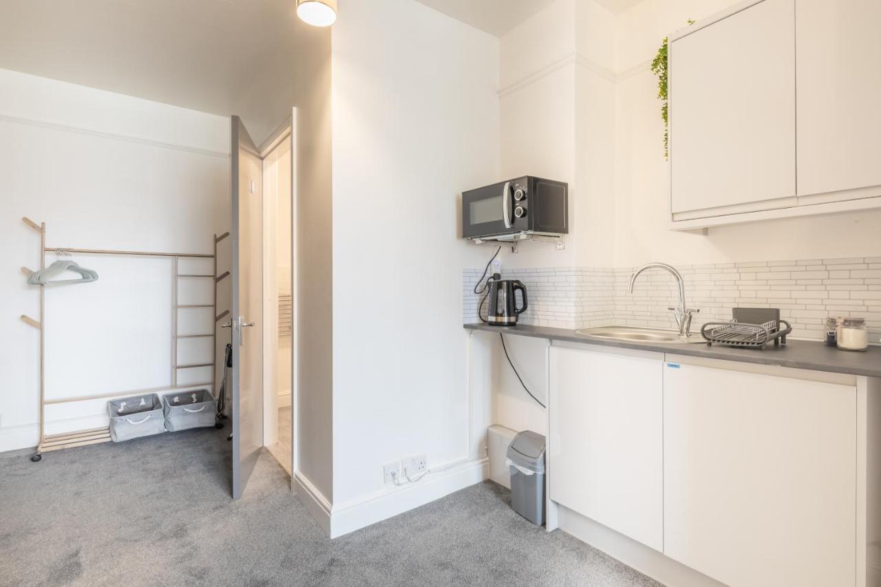 Private Room 5 With Kitchenette By Cb Stays No Minimum Stays Cambridge Exterior foto