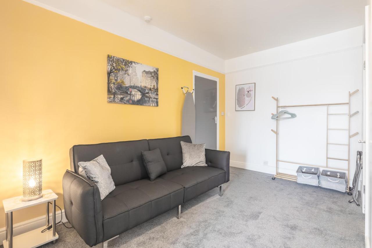 Private Room 5 With Kitchenette By Cb Stays No Minimum Stays Cambridge Exterior foto